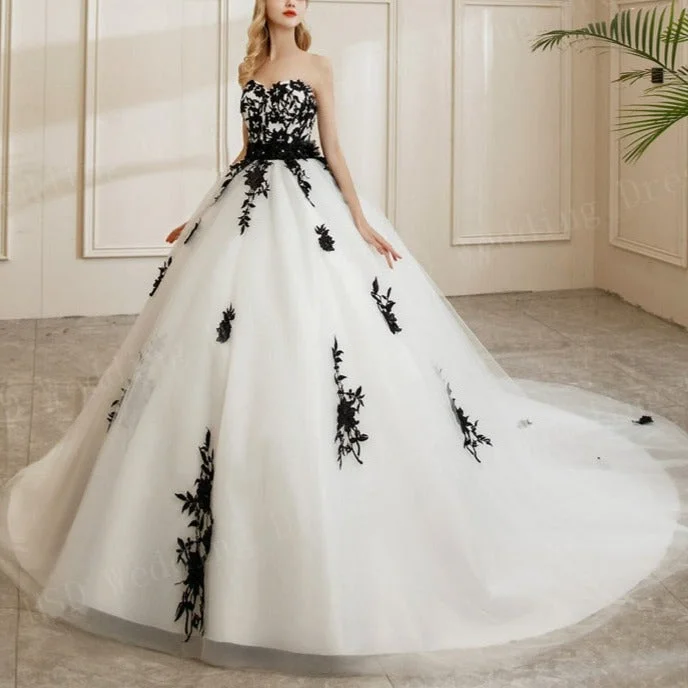 Nocturnal Elegance Wedding Gown Off-shoulder Wedding Gown