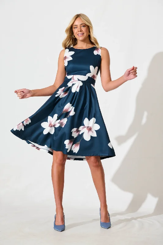 Jardin Dress in Navy with Cream Floral Elegant floral dresses