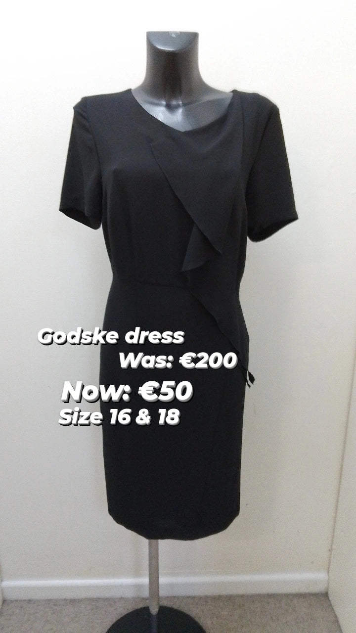 18474 Godske Ruffle front black dress Lightweight unclassified dresses