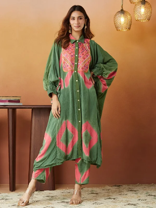 Green Clamp Dyed Kurta Set Smocked unclassified dresses