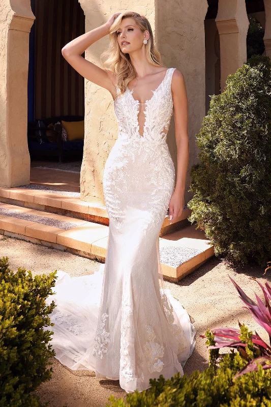 **Cinderella Divine A1072W: Enchanting Lace Mermaid Bridal Gown** Lace Dress Look