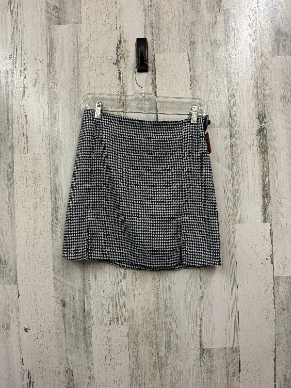 Skirt Mini & Short By Love On A Hanger  Size: 10 Soft Leather Skirt