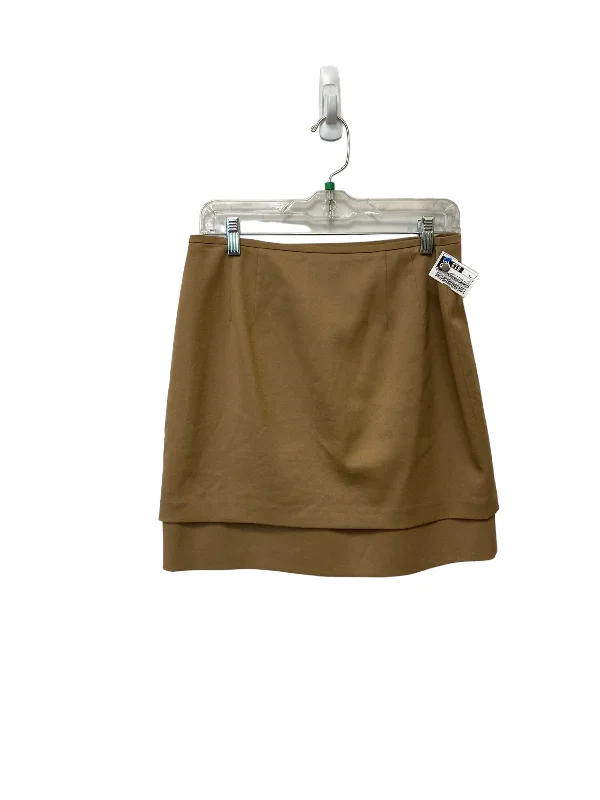 Skirt Mini & Short By White House Black Market  Size: 4 Cozy Mini Skirt